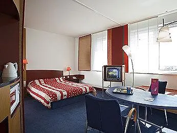 Novotel Suites Hamburg City 3*,