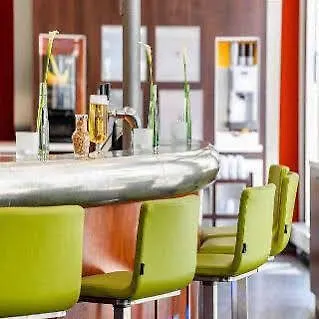 מלון Novotel Suites Hamburg City